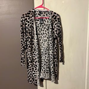 Torrid leopard print Boyfriend cardigan size 2